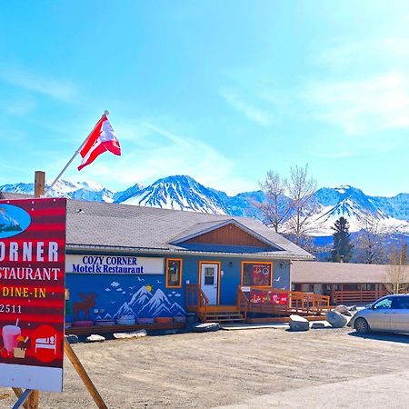 Cozy Corner Motel & Restaurant Хейнс-Джанкшен Экстерьер фото