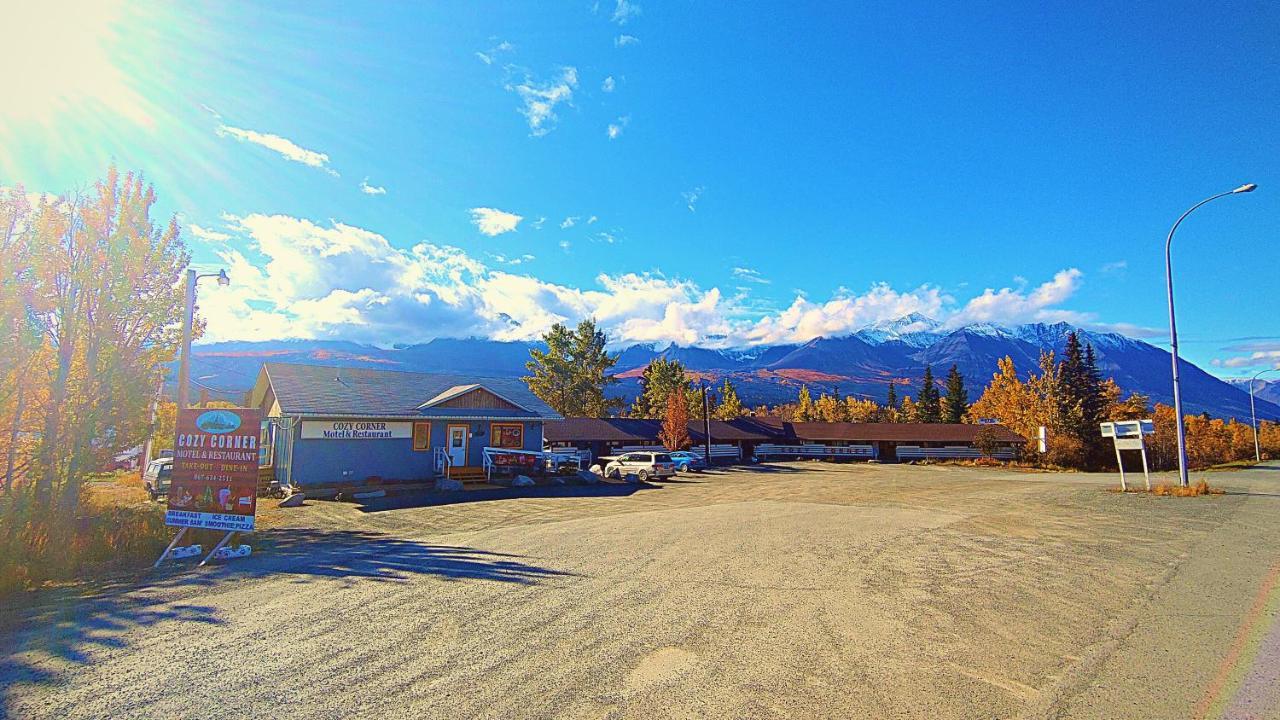 Cozy Corner Motel & Restaurant Хейнс-Джанкшен Экстерьер фото