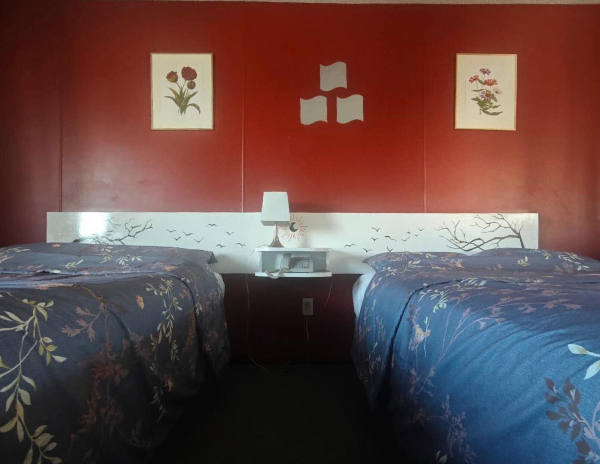 Cozy Corner Motel & Restaurant Хейнс-Джанкшен Экстерьер фото