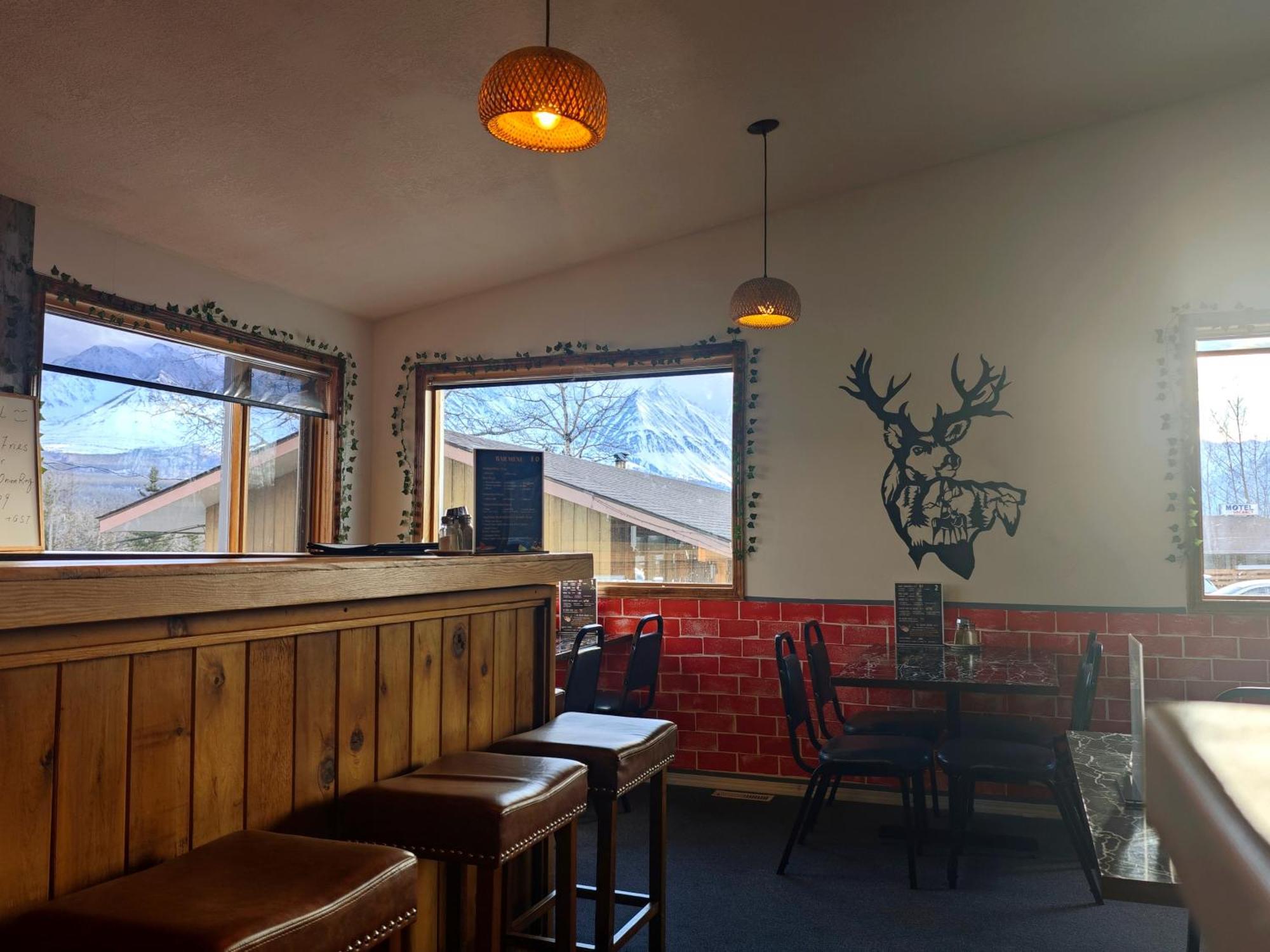 Cozy Corner Motel & Restaurant Хейнс-Джанкшен Экстерьер фото