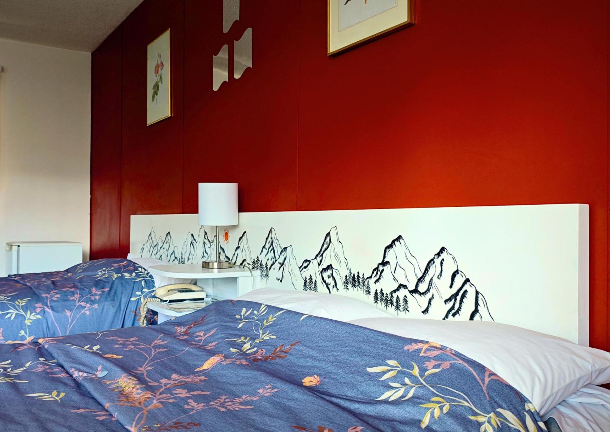 Cozy Corner Motel & Restaurant Хейнс-Джанкшен Экстерьер фото